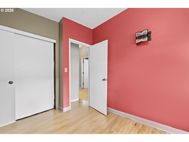 404 CHINOOK Ave, Astoria, OR 97103