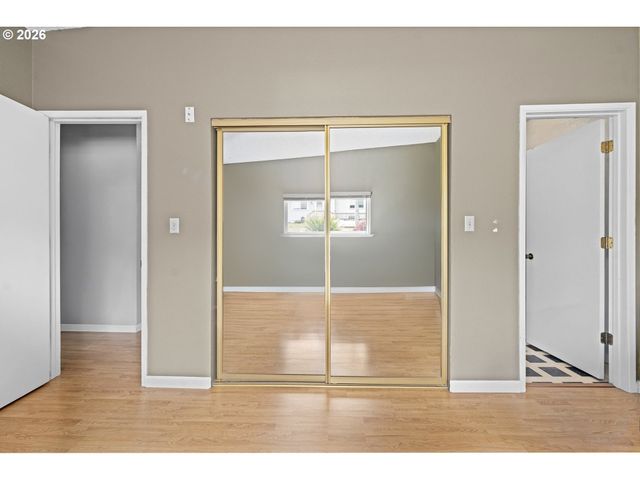 404 CHINOOK Ave, Astoria, OR 97103