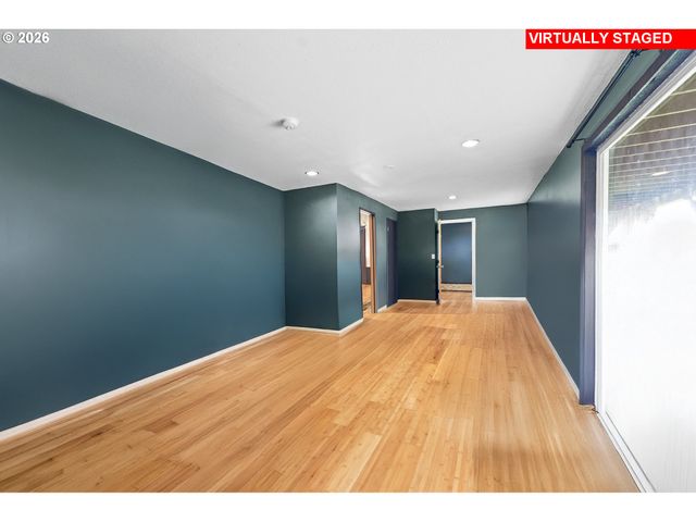 404 CHINOOK Ave, Astoria, OR 97103