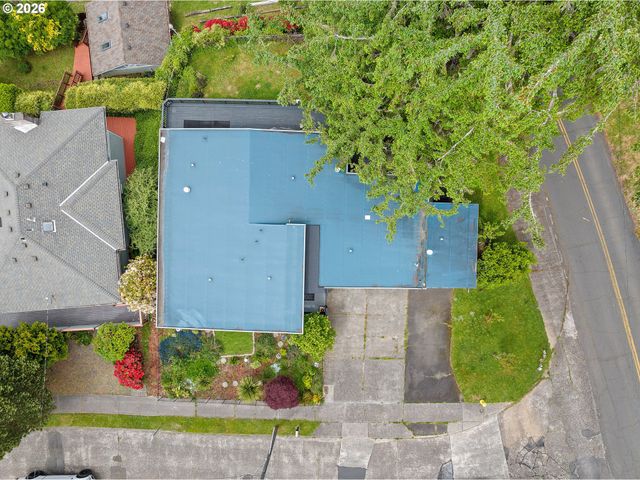 404 CHINOOK Ave, Astoria, OR 97103