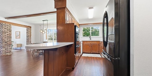 2122 Castleford Lane, Garland, TX 75040