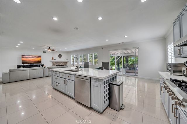 1376 Omalley, Upland, CA 91786