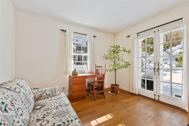 32 Harrison Drive, Larchmont, NY 10538