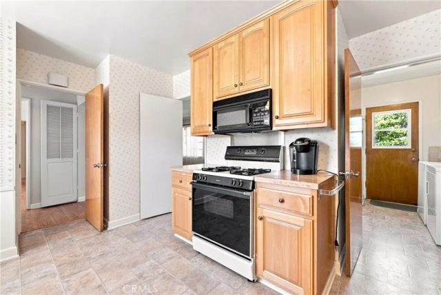 15651 Starbuck, Whittier, CA 90603