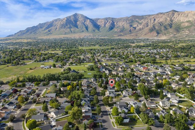 1476 N QUINCY AVE, Ogden, UT 84404