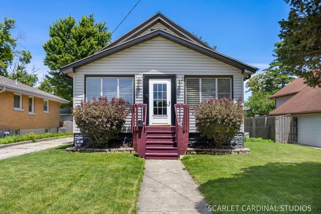 50 E Oak Street, Villa Park, IL 60181