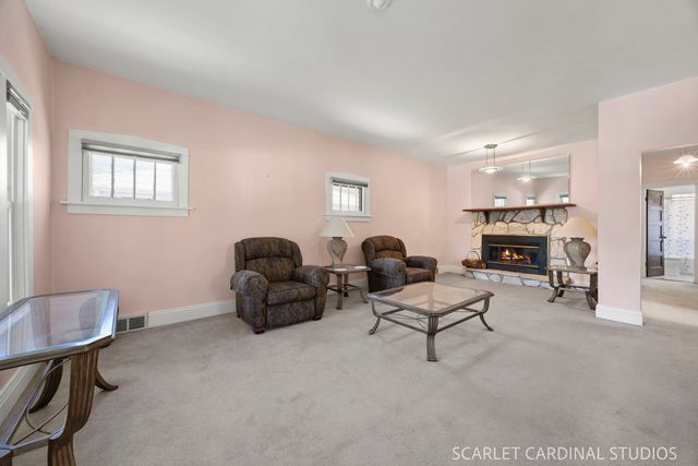 50 E Oak Street, Villa Park, IL 60181