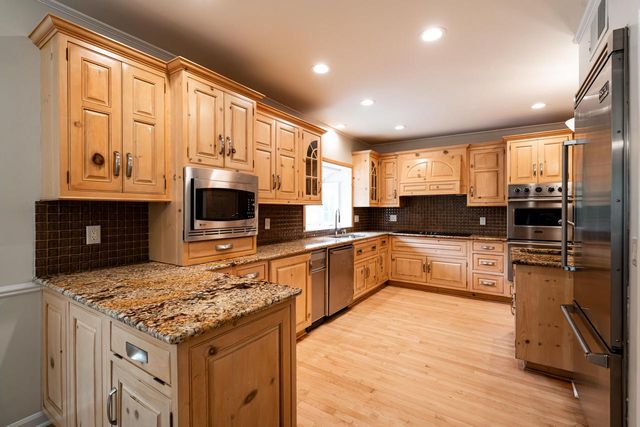 229 Indian Creek COURT, Fox Point, WI 53217