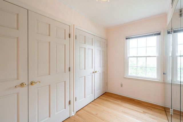 229 Indian Creek COURT, Fox Point, WI 53217