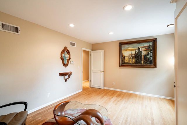 229 Indian Creek COURT, Fox Point, WI 53217