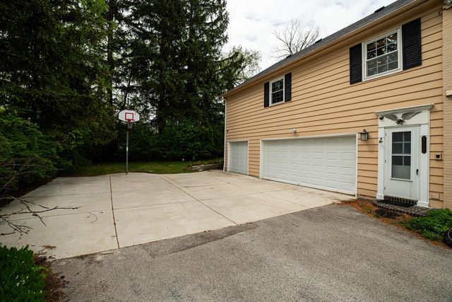 229 Indian Creek COURT, Fox Point, WI 53217