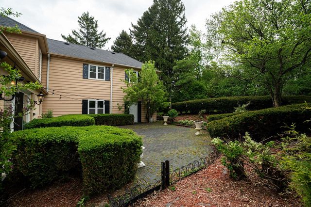 229 Indian Creek COURT, Fox Point, WI 53217