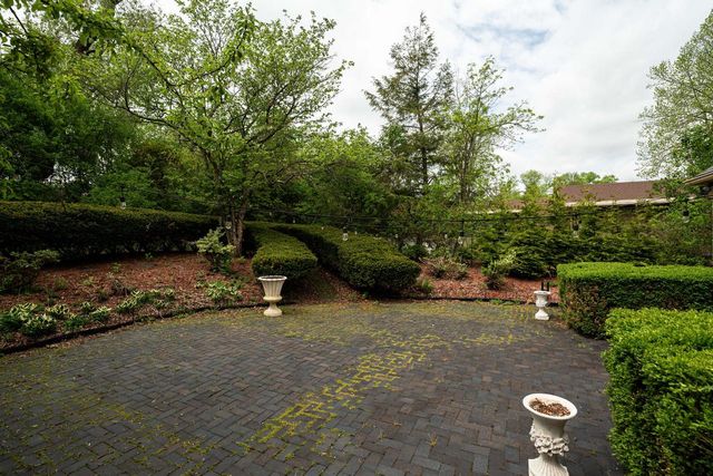 229 Indian Creek COURT, Fox Point, WI 53217