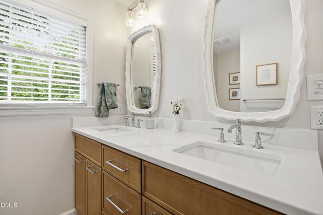 2804 Pidgeon Hill Road, Raleigh, NC 27613
