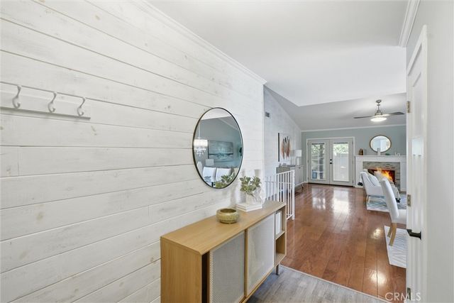 20066 Avenue Of The Oaks, Newhall, CA 91321