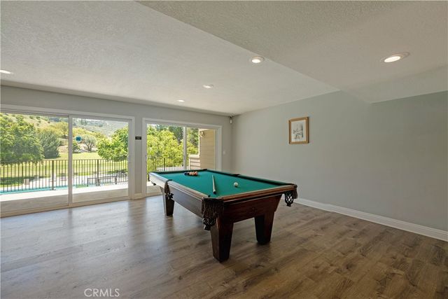 20066 Avenue Of The Oaks, Newhall, CA 91321