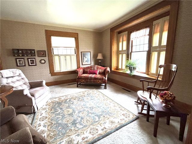 603 S Main Street, Columbiana, OH 44408