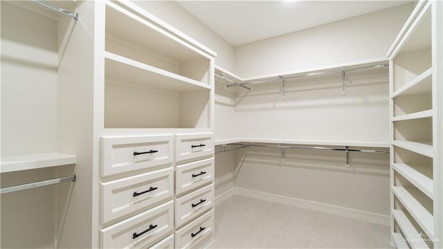 8022 N 49th Lane, Mcallen, TX 78504