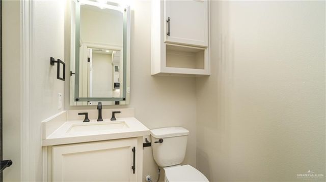 8022 N 49th Lane, Mcallen, TX 78504