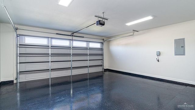 8022 N 49th Lane, Mcallen, TX 78504