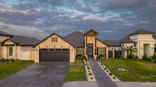 8022 N 49th Lane, Mcallen, TX 78504