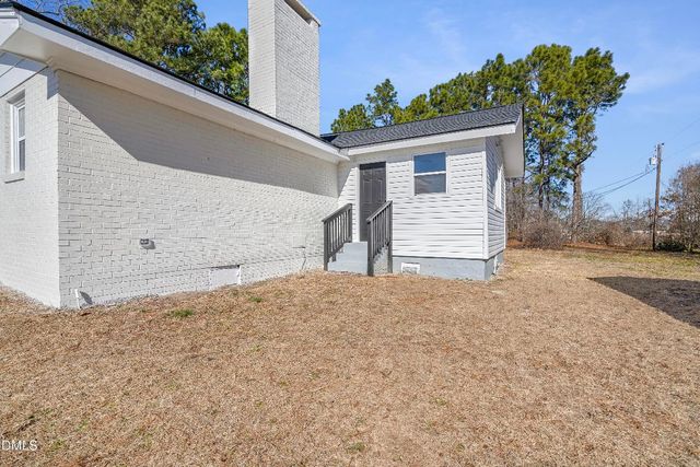 231 Faith Church Road, Four Oaks, NC 27524