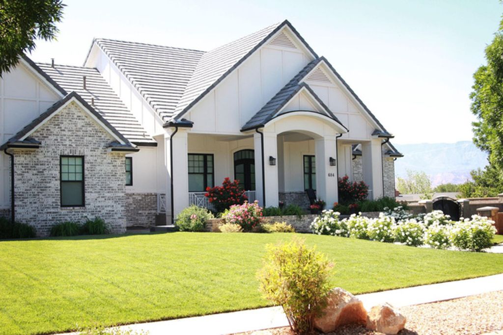 684 S 990 W, Hurricane, UT 84737