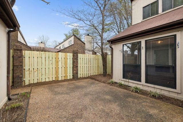 614 Weatherbeaten Pl, Hermitage, TN 37076