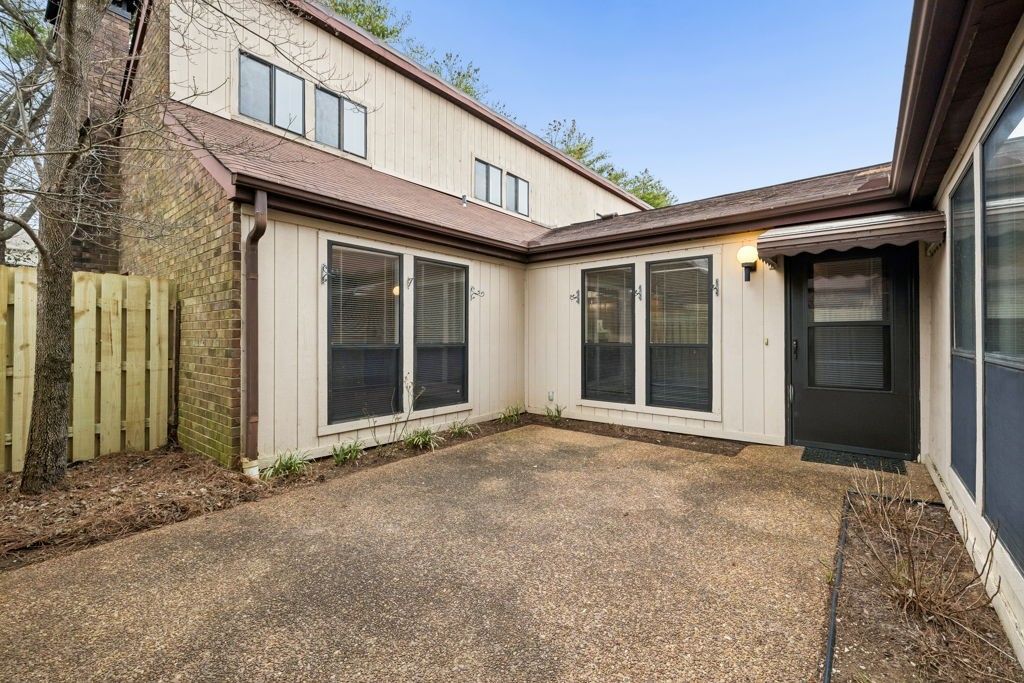 614 Weatherbeaten Pl, Hermitage, TN 37076