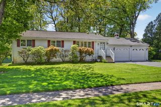 12 Oak Hill Drive, East Haven, CT 06513