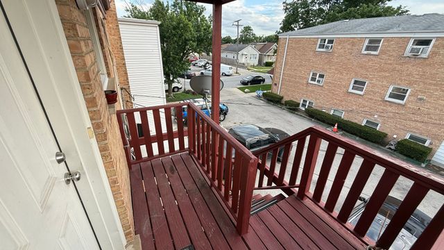 2232 N River Road 3, River Grove, IL 60171