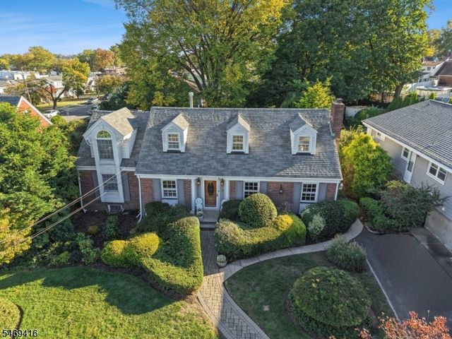 85 Chelsea Rd, Clifton City, NJ 07012