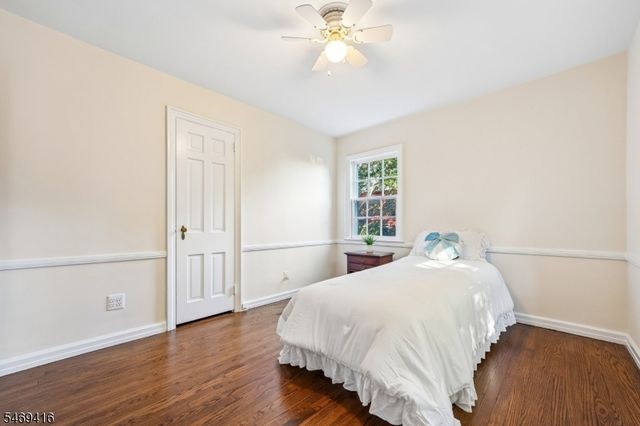 85 Chelsea Rd, Clifton City, NJ 07012
