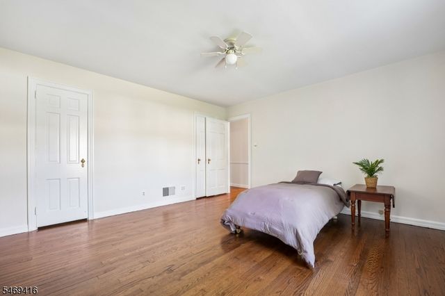 85 Chelsea Rd, Clifton City, NJ 07012