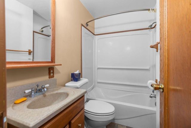 W3240 DUNDAS ROAD, Kaukauna, WI 54130