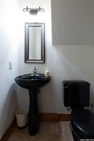 1050 Rodalyn, Boerne, TX 78006