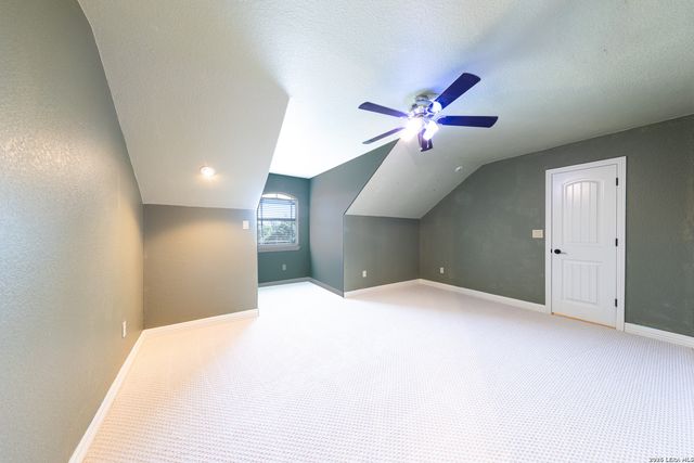 1050 Rodalyn, Boerne, TX 78006