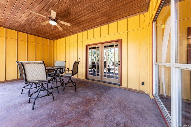 1050 Rodalyn, Boerne, TX 78006