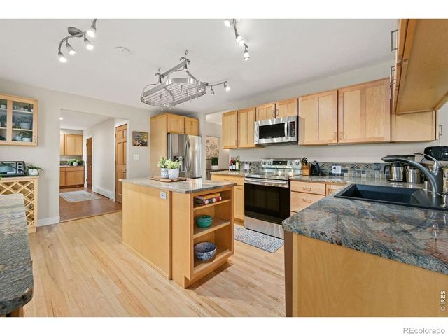 795 Fox Hill Court, Boulder, CO 80303