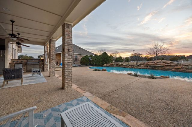 190 Bee Caves Road, Lucas, TX 75002