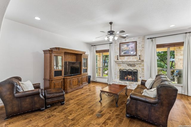 911 Fawnway, San Antonio, TX 78260