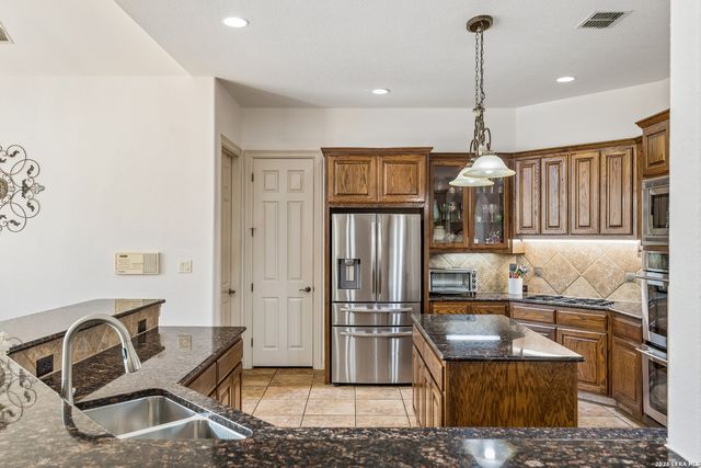911 Fawnway, San Antonio, TX 78260