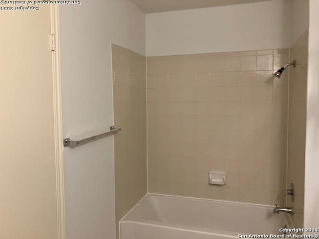9947 Echo Plain Dr, San Antonio, TX 78245