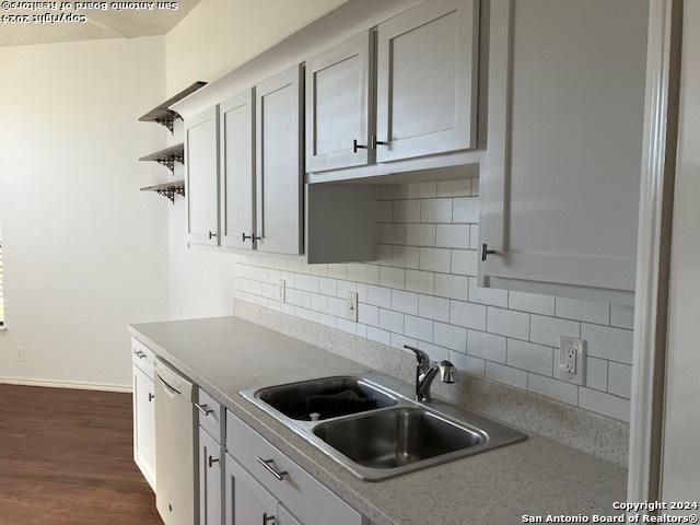 9947 Echo Plain Dr, San Antonio, TX 78245