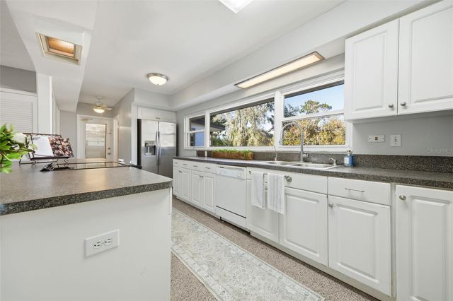 9214 RHEA DRIVE, Odessa, FL 33556