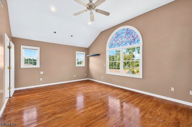 158 Barnsdale Rd, Clifton City, NJ 07013