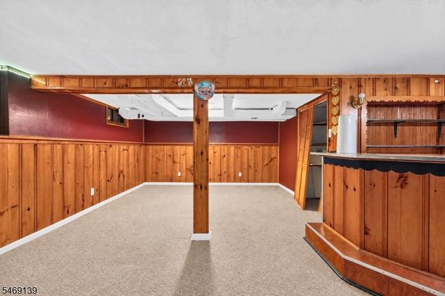 158 Barnsdale Rd, Clifton City, NJ 07013