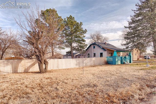 1220 Holly Street, Pueblo, CO 81006