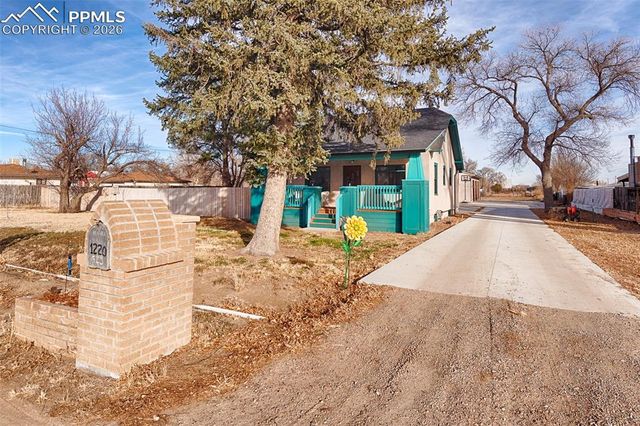 1220 Holly Street, Pueblo, CO 81006