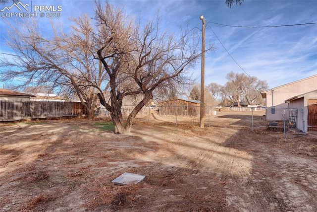 1220 Holly Street, Pueblo, CO 81006